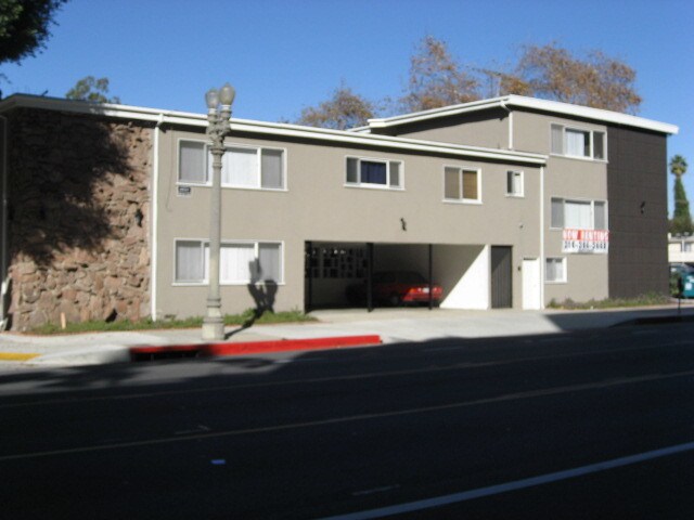 Primary Photo - 1455 24th St