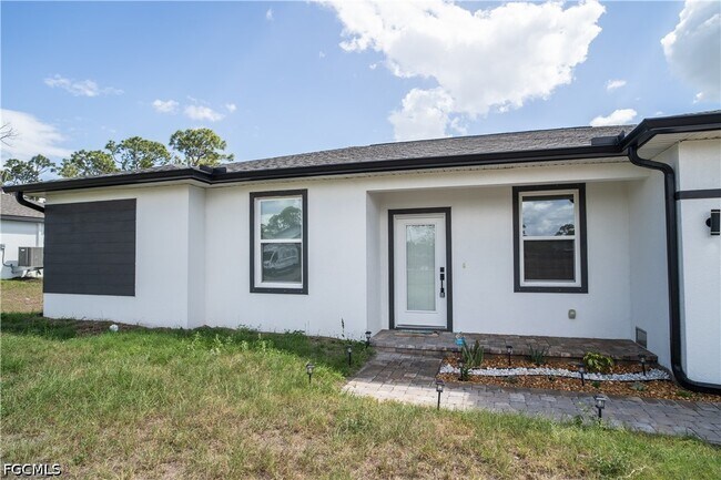 Building Photo - 13363 Drysdale Ave