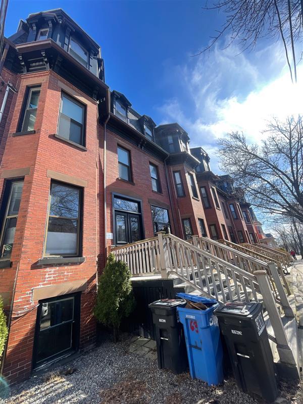 Foto del edificio - 61 Adams St