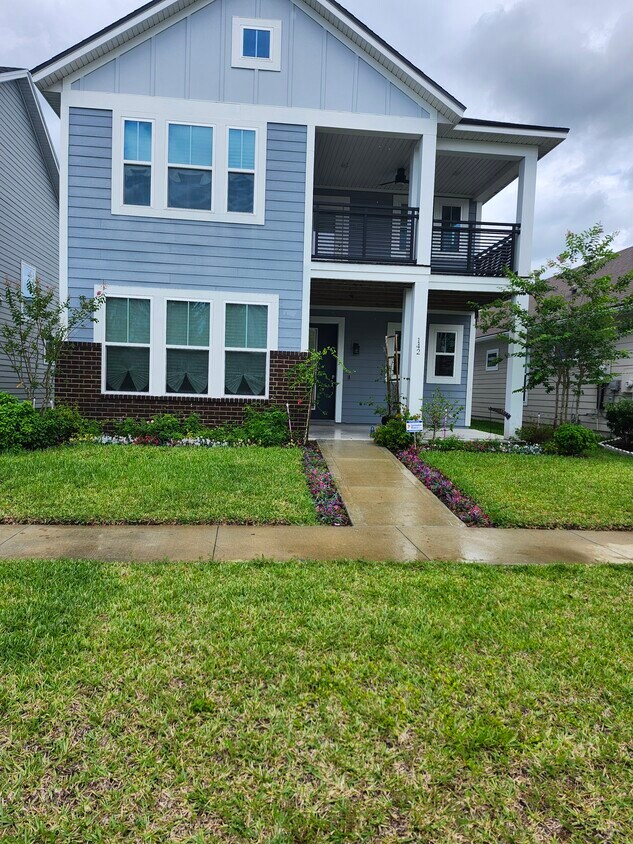 Photo - 142 Pk Ctr Ave (Nocatee, FL)