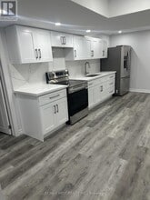 Building Photo - 7 Skelton Cres