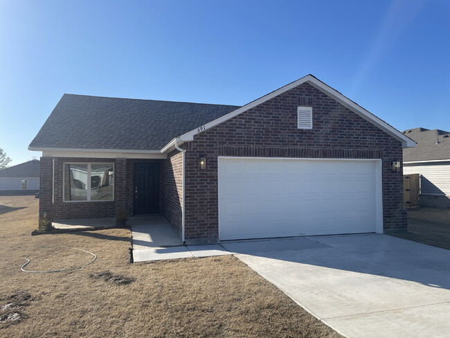 Foto del edificio - Brand-New 3 Bed, 2 Bath Home for Rent – 1/...