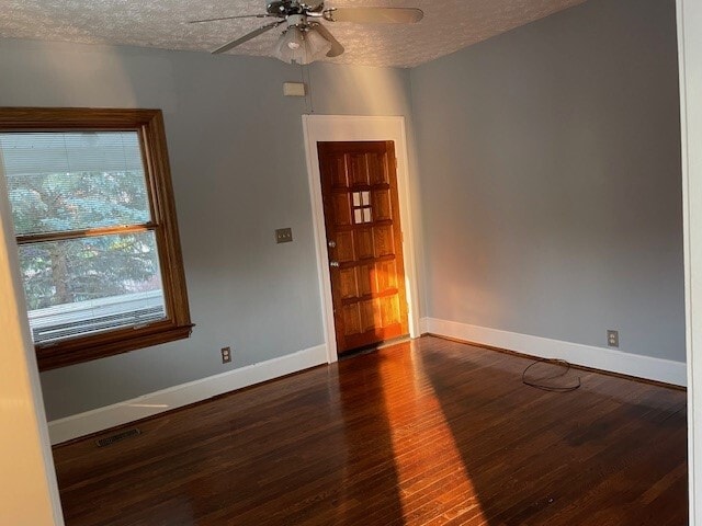 Living Room - 323 S State St