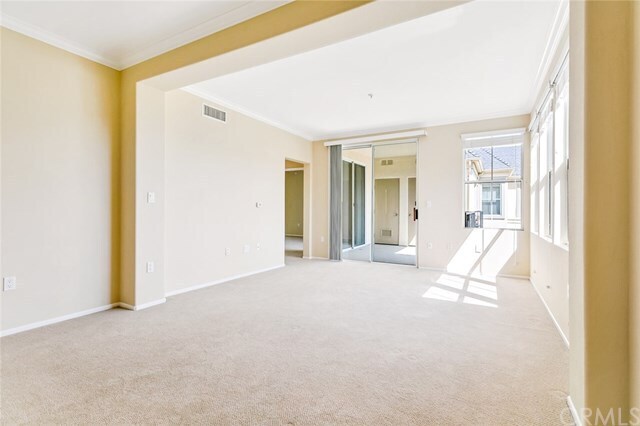 Building Photo - 2426 Watermarke Pl