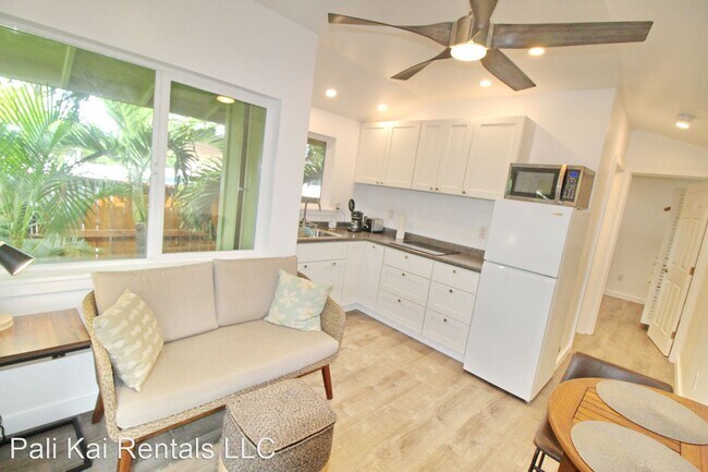 Foto del edificio - 1 br, 1 bath House - 141 Keala Place