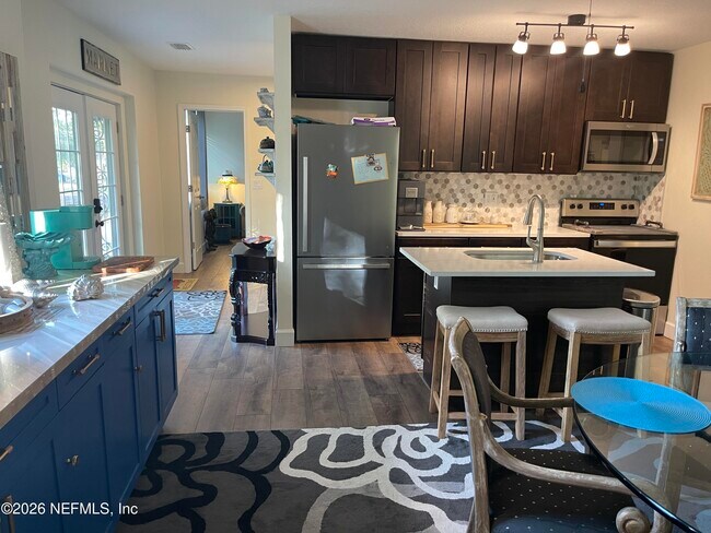 Foto del edificio - 4055 Dimsdale Rd