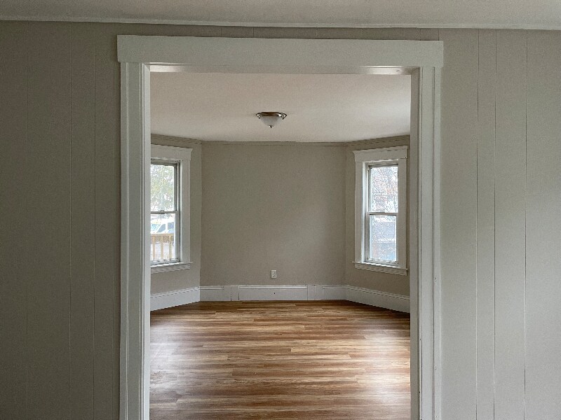 Primary Photo - 4 Courtland St