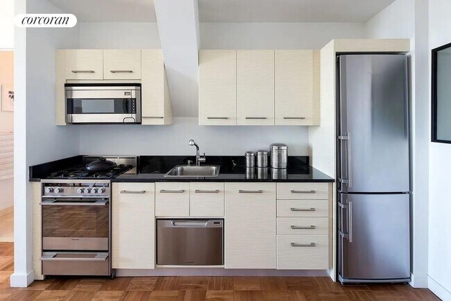 Building Photo - 20 Exchange Pl