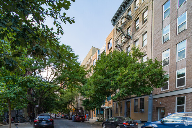 631-633 E 9th St, Nueva York, NY 10009-4300 - Tompkins East Condos
