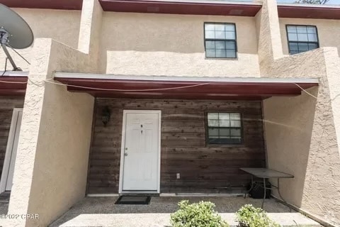 Building Photo - 6913 Cherry St