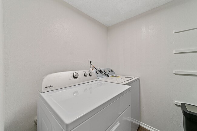 Interior Photo - Lakeside Apartments