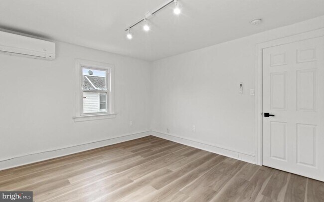 Foto del edificio - 713 Haverford Rd