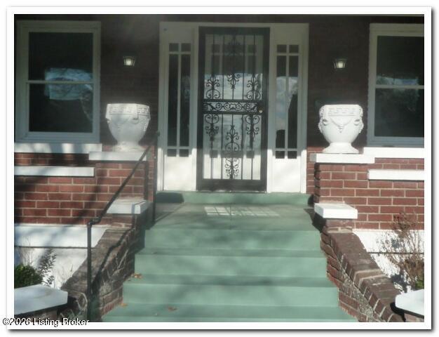 Building Photo - 2211 Weber Ave