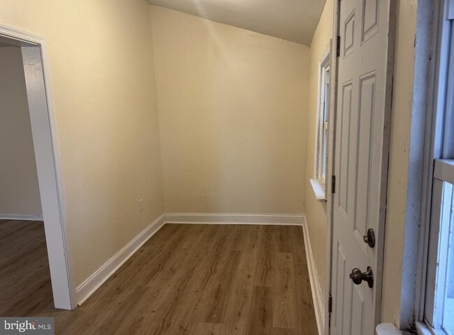 Foto del edificio - 125 Hampshire Rd