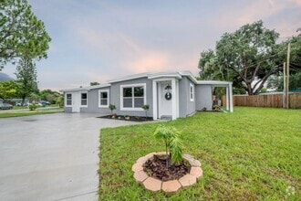 Building Photo - 8392 95th Terrace