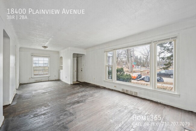 Building Photo - 3-Bed, 2-Bath Home for Rent – Don't miss a...