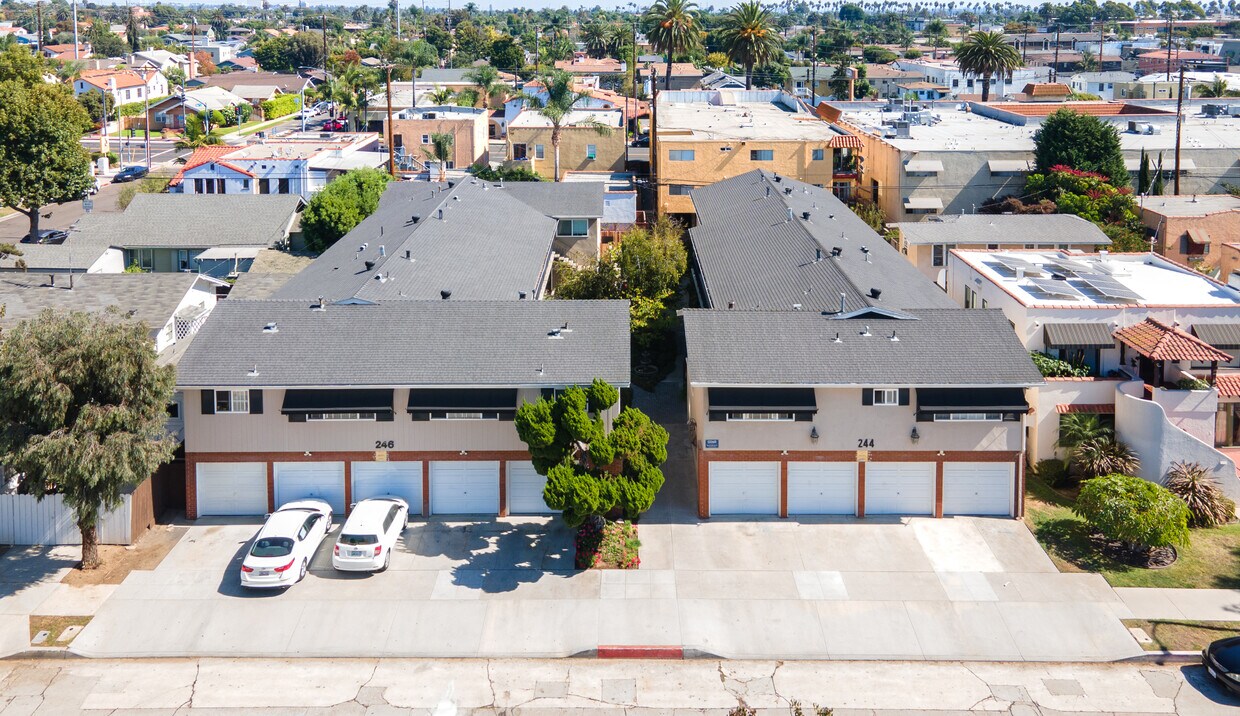 Foto principal - 244-246 Coronado Ave