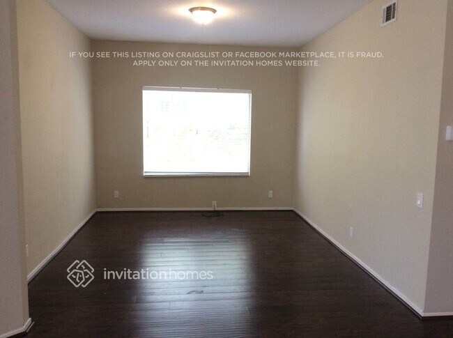 Foto del edificio - 12420 Alderglen St