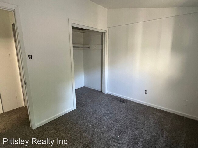 Building Photo - 3 br, 1 bath House - 507 Maplewood Avenue