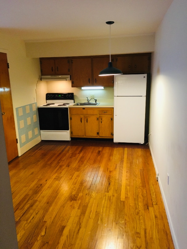 550 Whitney Ave Unit 4, New Haven, CT 06511 Room for Rent in New