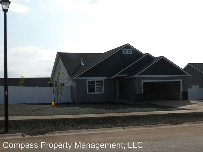 Building Photo - 3 br, 2 bath House - 12935 Cavanaugh