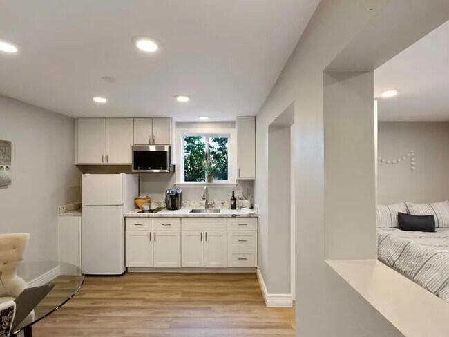 Estudio - cocina - 755 Fern Ave