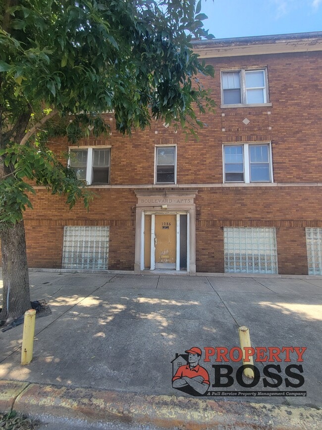 Building Photo - 1086 Harrison Blvd