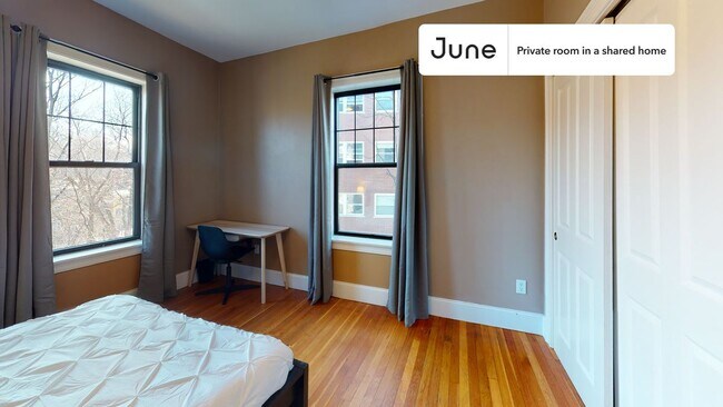 Foto del edificio - Room in Shared 4 bed/2 bath home in Brookline