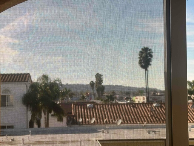 Photo - 1522 Lomita Blvd Apartment