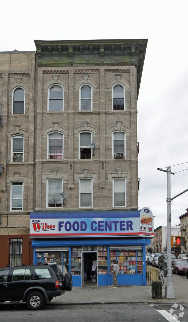 Building Photo - 443 Wilson Ave