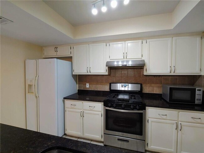 Foto del edificio - 8340 Fathom Cir