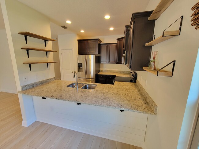Building Photo - 2145 Wilsons Plover Cir
