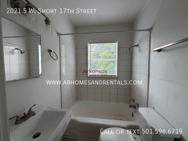 Foto del edificio - 2021.5 W Short 17th St