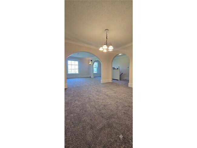 Foto del edificio - 621 N Morgan Ave