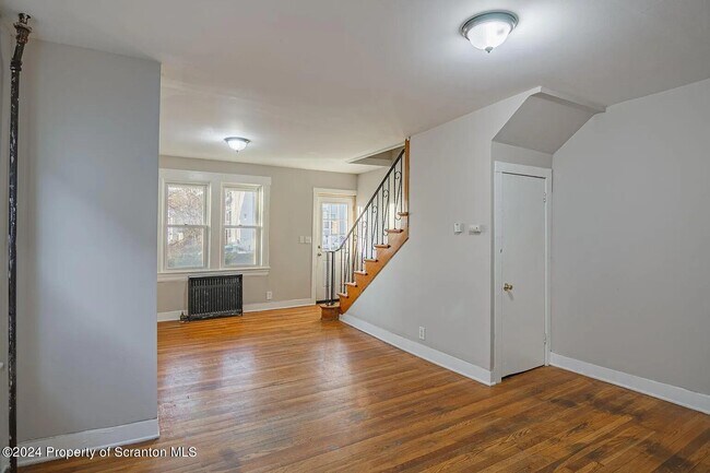 Building Photo - 532-532 Harrison Ave