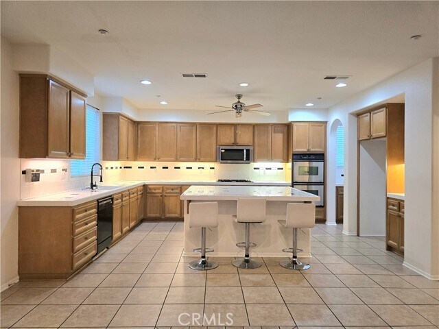 Foto del edificio - 15617 Iron Spring Ln