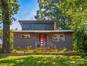Building Photo - 44 Broadview Ave