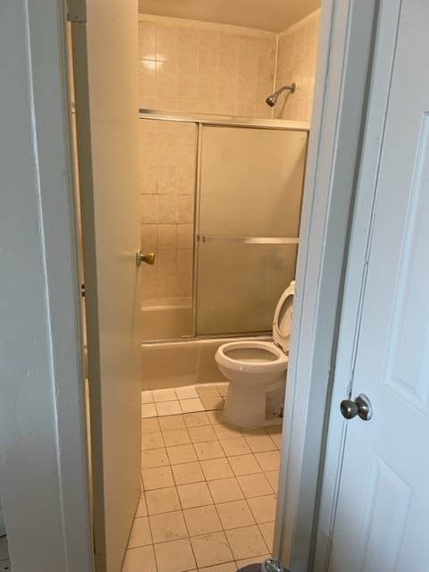 Foto del edificio - 2438 Cambreleng Ave