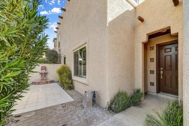 Building Photo - 12641 N Mimosa Dr