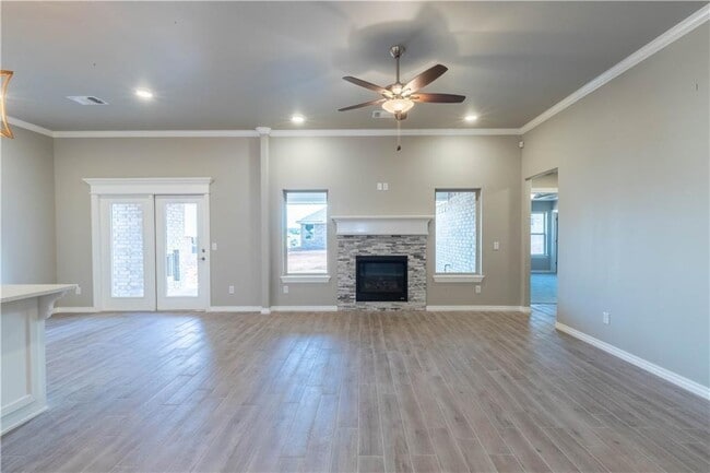 Building Photo - 7925 Sweetgum St