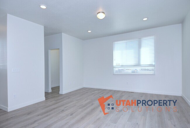 Foto del edificio - 952 W 500 S