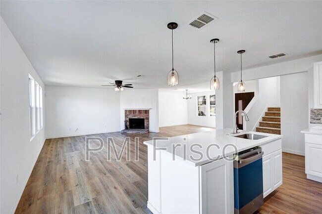 Foto del edificio - 934 Cedar Creek Dr