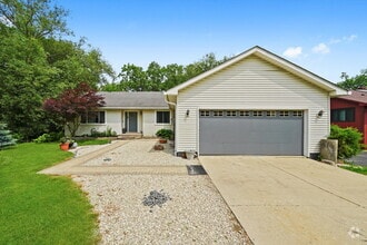 Building Photo - 2221 N McAree Rd