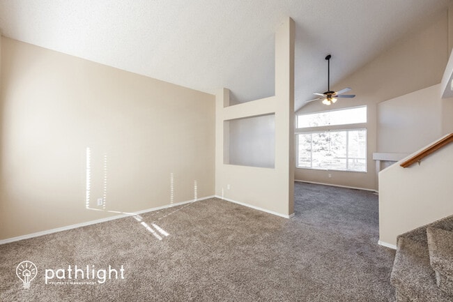 Building Photo - 517 Oxbow Dr, Monument, CO, 80132
