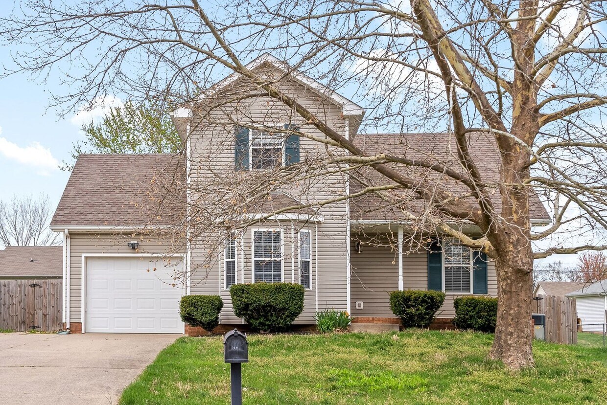 Foto principal - 3 Bedroom 2 Bath Pet Friendly Home For Ren...