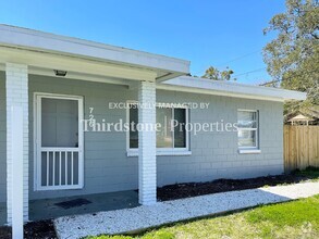 Building Photo - 726 Shearer Ave