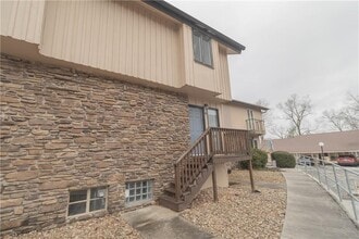 Building Photo - 14 Britten Cir