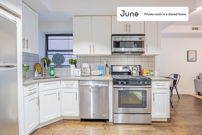 Building Photo - Bedford-Stuyvesant