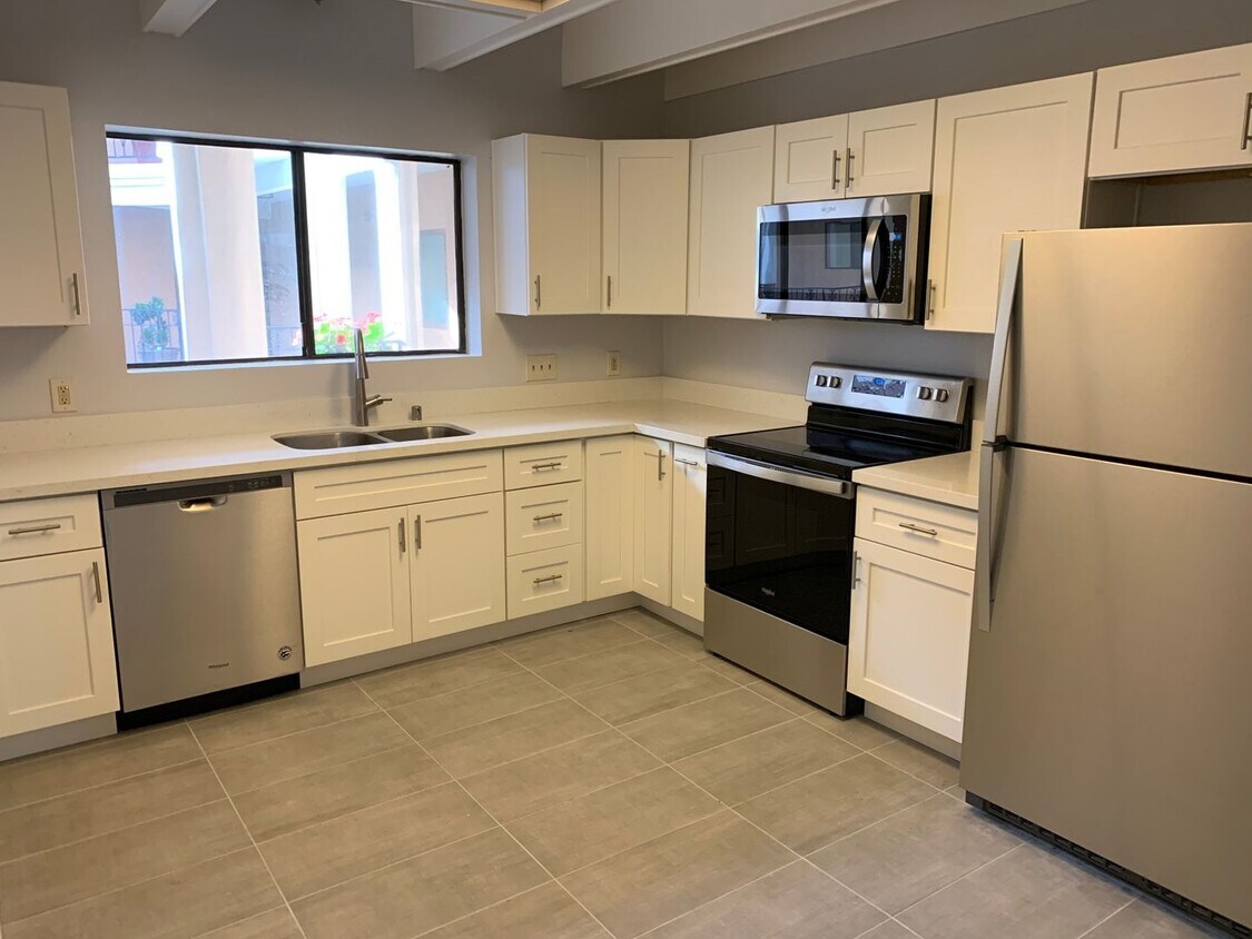 Foto principal - 707 Orange Ave