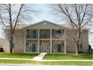 Primary Photo - 1325 Vandenbroek Rd